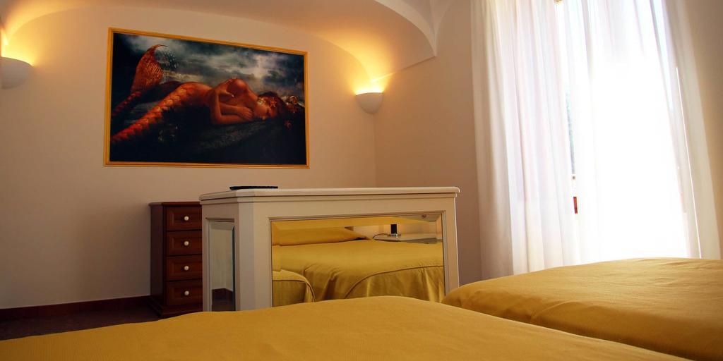 Palazzo Iaquinto Apartment Санта Мария ди Кастелабате Екстериор снимка