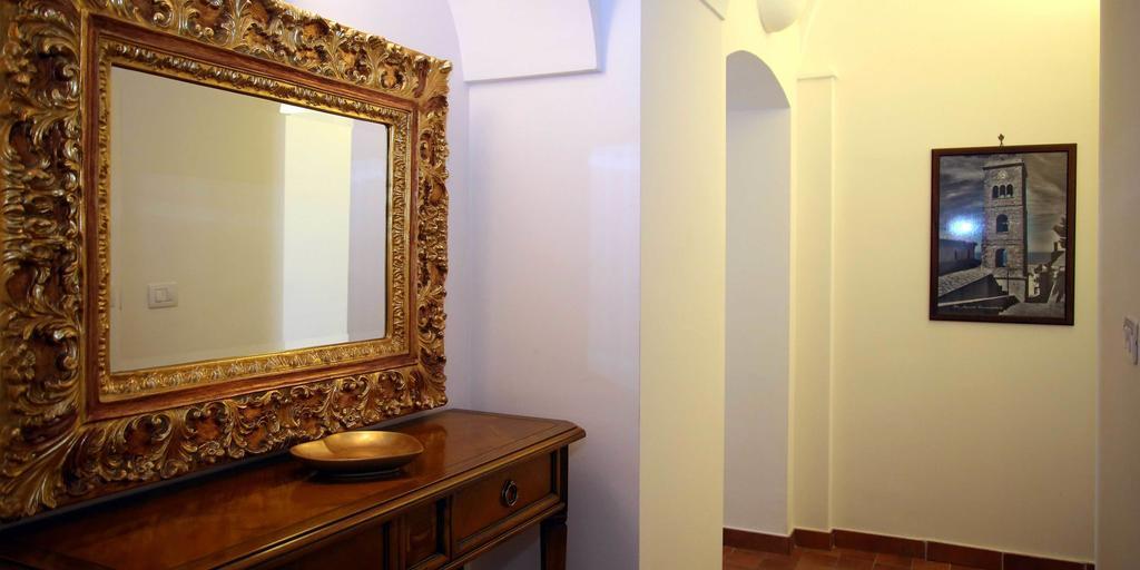 Palazzo Iaquinto Apartment Санта Мария ди Кастелабате Екстериор снимка