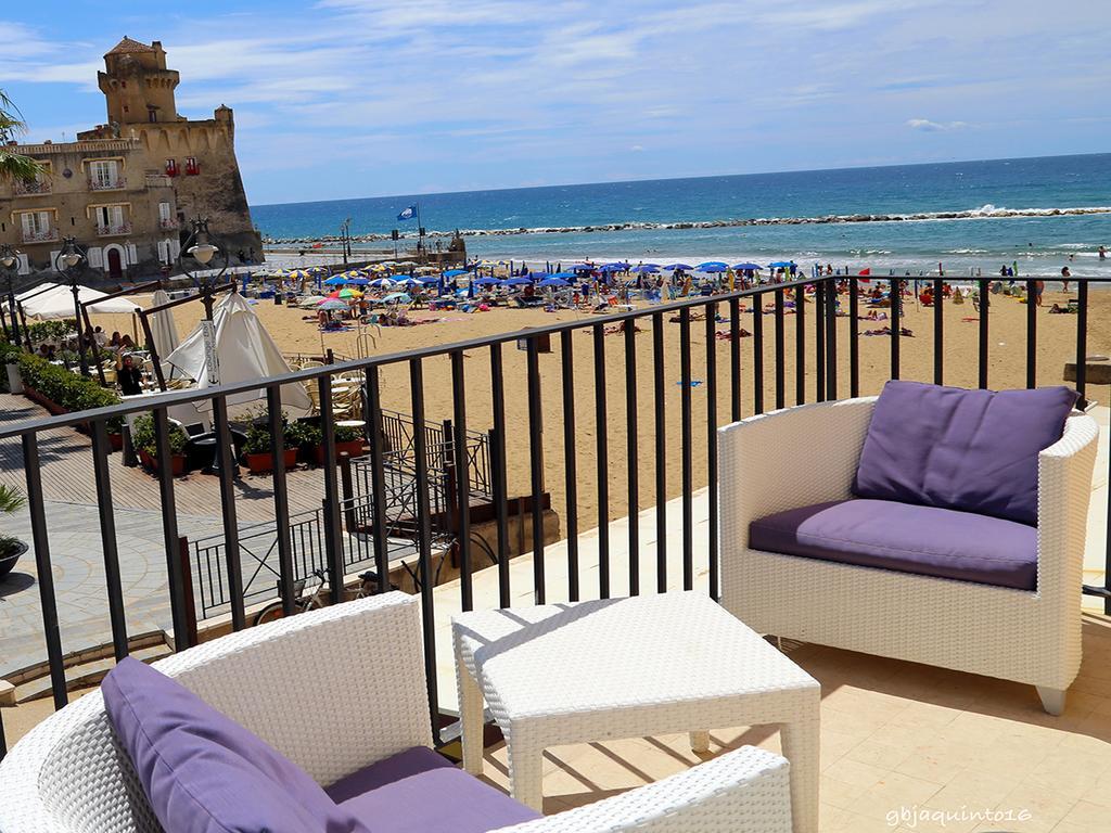 Palazzo Iaquinto Apartment Санта Мария ди Кастелабате Екстериор снимка